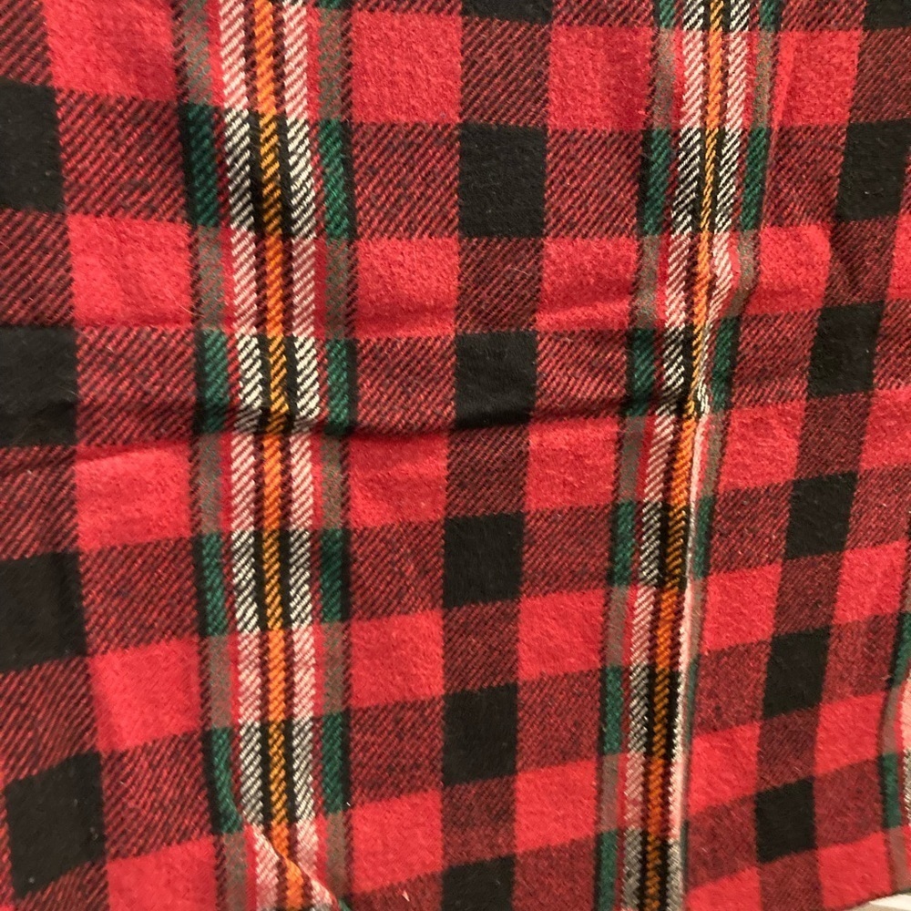 Vintage 1960’s lap blanket. Red plaid. 72” x 58”. 151 feels like wool.